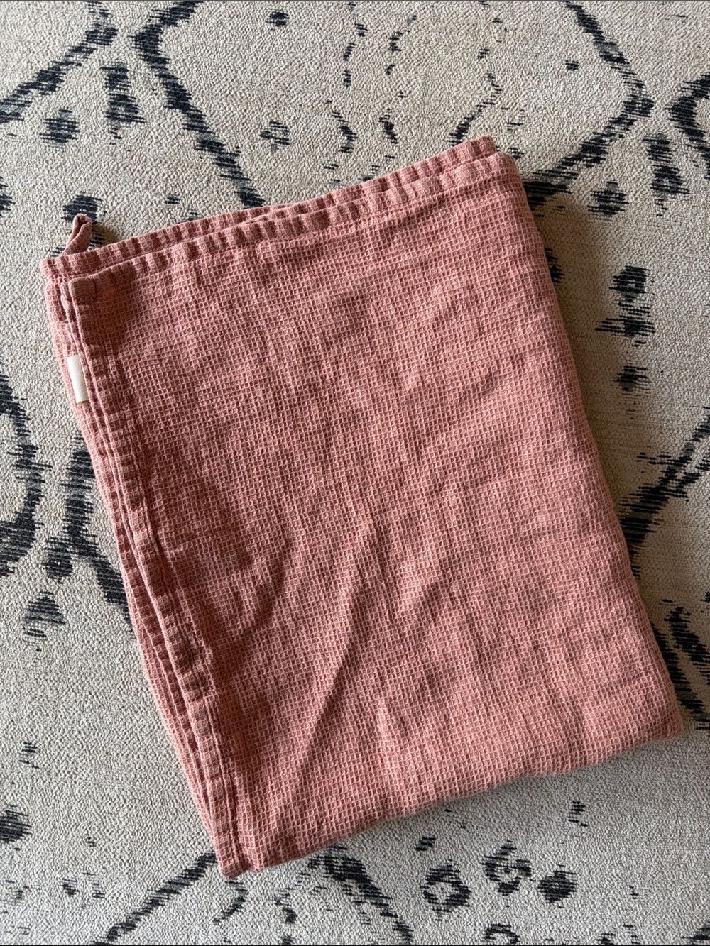 Civil Alchemy Saint Louis European 100% Linen Waffle Textured Bath Towel